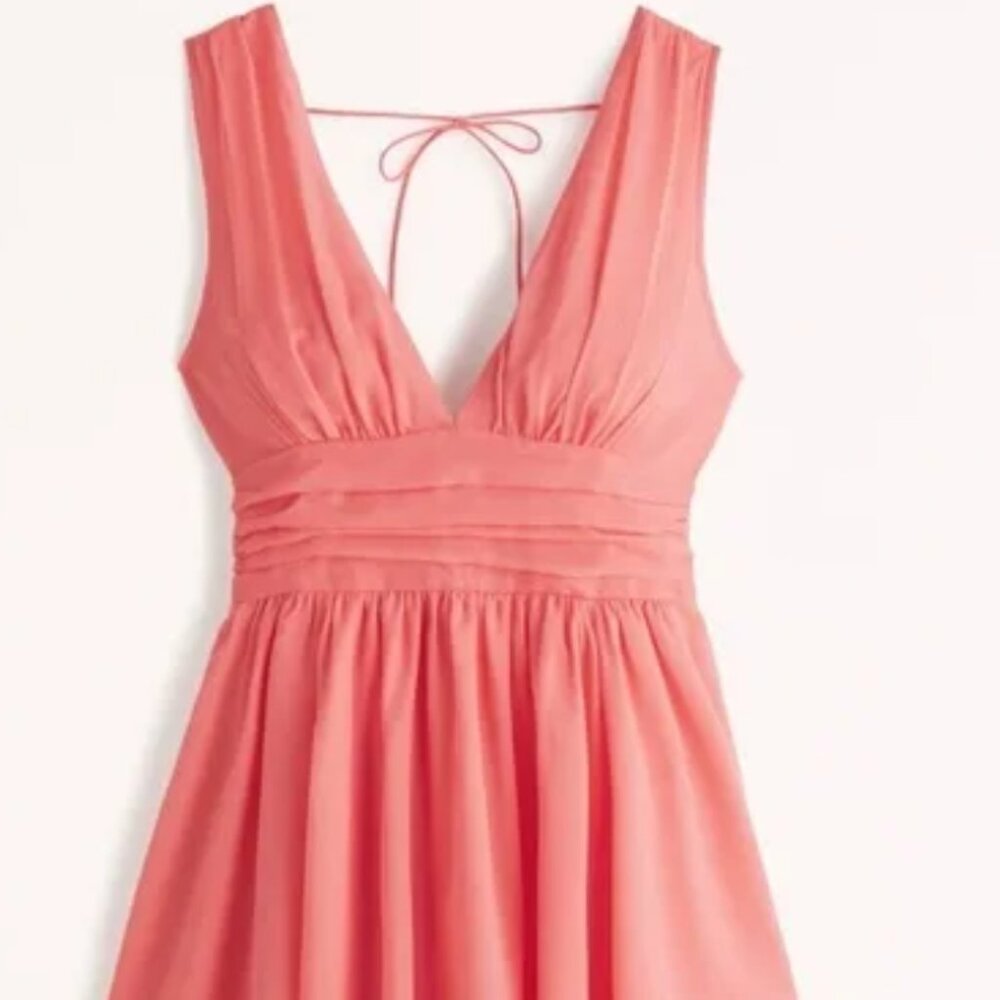 NWT Abercrombie Coral Flirty Drama Plunge Minidress